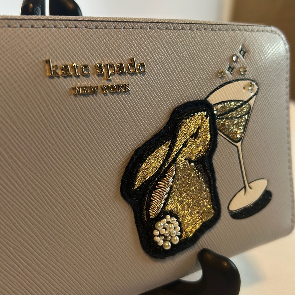 Kate Spade Bunbun Bunny Continental Embroidered Saffiano Leather Wallet NWT!! - Picture 3 of 8